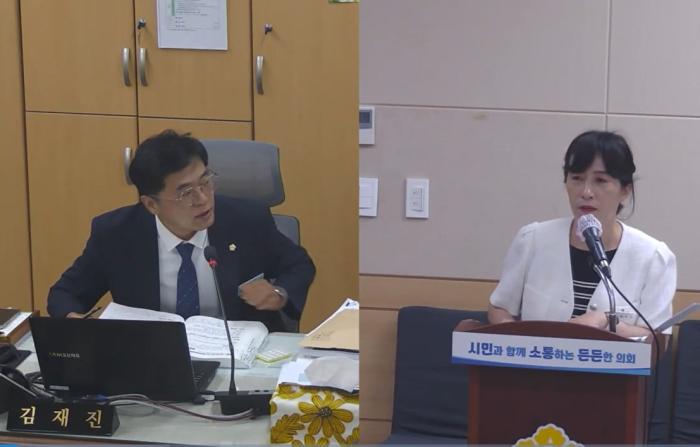 김재진 진보당 의원이 최미선 청년정책과장에게 질문하고 있다  사진순천시의회